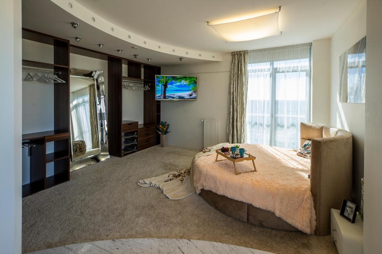 Skyhouse Riga Private Penthouse And Spa 외부 사진